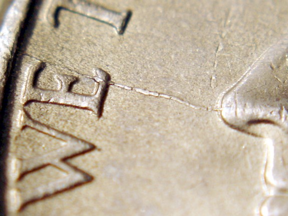 2000-P-Jefferson-Nickel,--Die-Gouge-On-Obv.